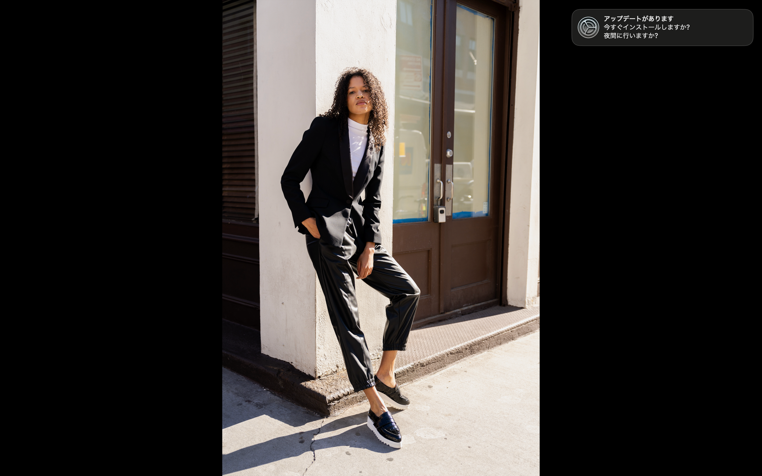 ブラッククロコローファー