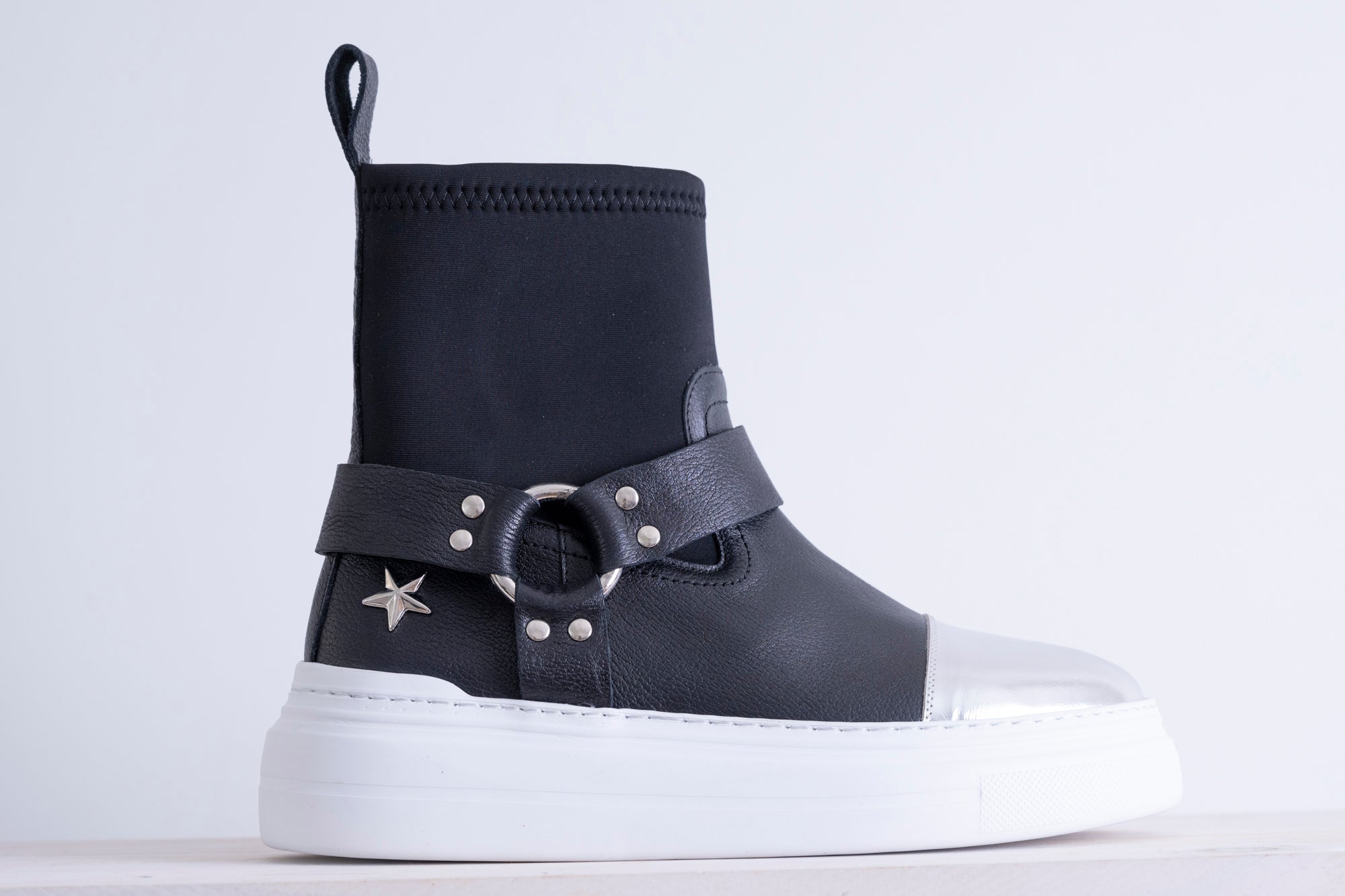 ハーネスストレッチブーツ